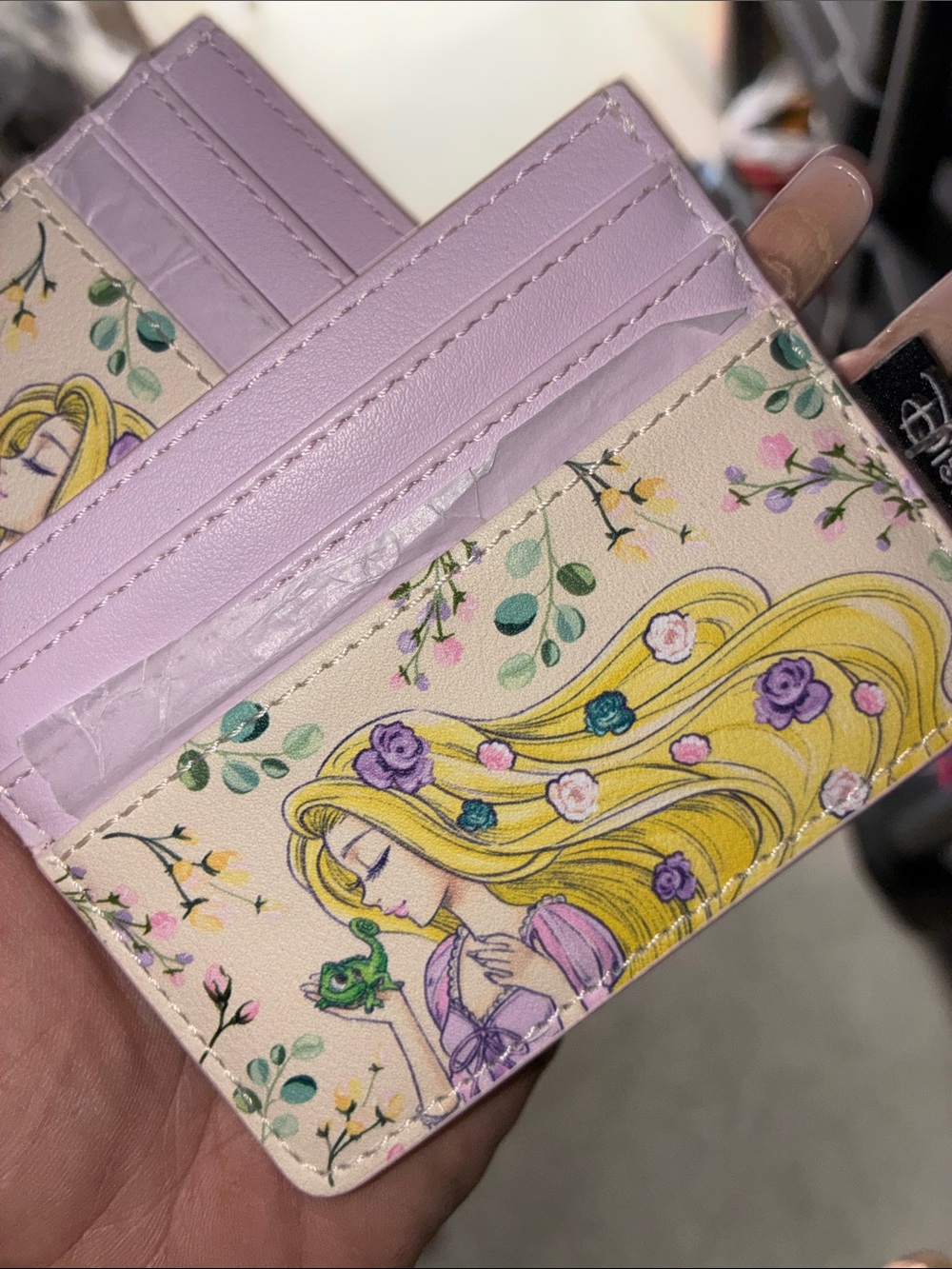 24HR DROP ⬇️ Loungefly Tangled card wallet holder